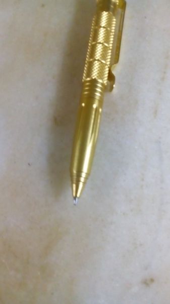 Caneta Tática com ponta de tungstênio